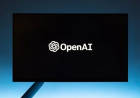 OpenAI의 최근 1,220억 달러(약 160조 원) 규모의  펀딩라운드에서 한국 자본의 정확한 비중이나 투자자 명단은 명시되어 있지 않습니다.